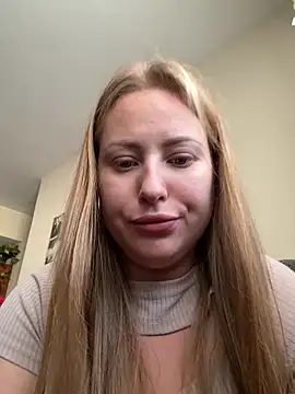 Snapshot of AlisaWhite chatting on November 2025 02:07:01 PM AlisaWhite online show from November 2025 02:07:01 PM