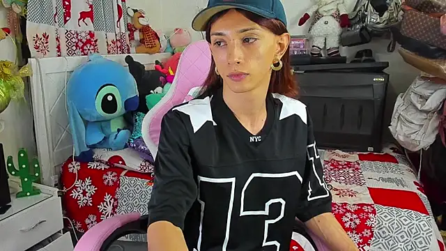 Lawrncesofiets online show from December 2024 09:37:02 PM