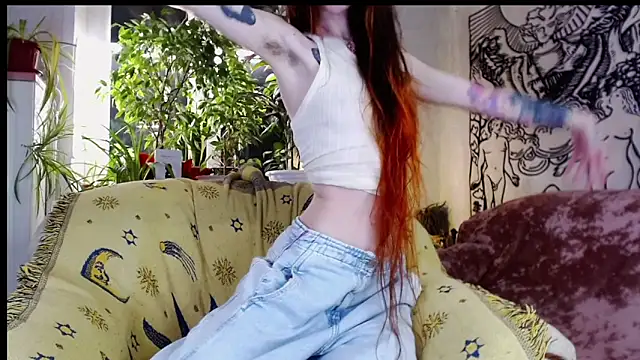 Arwen-elf online show from March 2025 04:23:02 PM