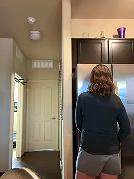 Snapshot of MaiseKnox chatting on October 2025 10:41:02 PM MaiseKnox online show from October 2025 10:41:02 PM