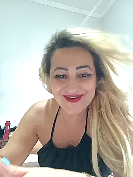 vivifernades online show from March 2025 09:15:01 PM