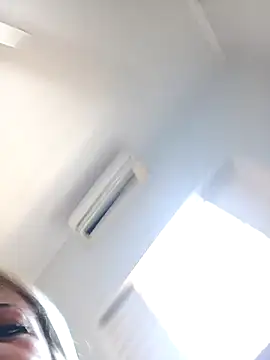 vivifernades online show from October 2025 11:30:02 AM