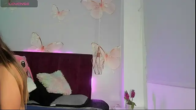 Vivi prinncess online show from March 2026 12:29:02 AM