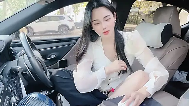 Snapshot of orla2021 chatting on December 2024 06:59:01 AM orla2021 online show from December 2024 06:59:01 AM