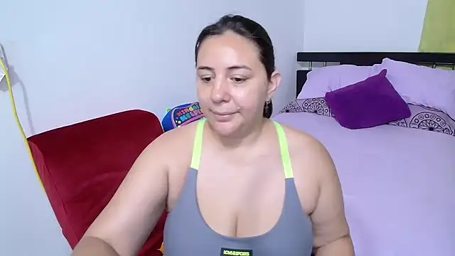 sexxy ticki online show from December 2024 06:05:01 PM