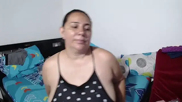 sexxy ticki online show from February 2025 02:08:02 AM