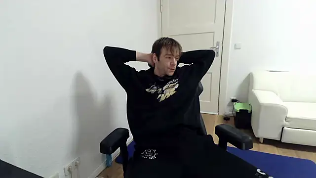 Snapshot of fit_ass_2021 chatting on February 2025 06:58:02 AM fit ass 2021 online show from February 2025 06:58:02 AM