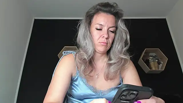 Snapshot of Alesys69 chatting on September 2025 10:36:01 PM Alesys69 online show from September 2025 10:36:01 PM