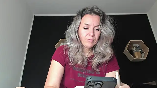 Snapshot of Alesys69 chatting on September 2025 10:04:01 PM Alesys69 online show from September 2025 10:04:01 PM