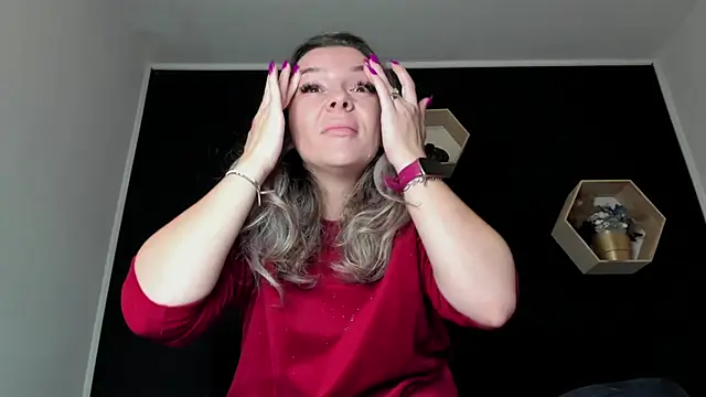 Snapshot of Alesys69 chatting on October 2025 10:54:02 PM Alesys69 online show from October 2025 10:54:02 PM