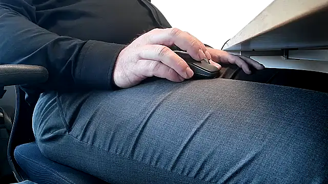 Snapshot of 69bezfleku chatting on November 2025 07:57:01 AM 69bezfleku online show from November 2025 07:57:01 AM