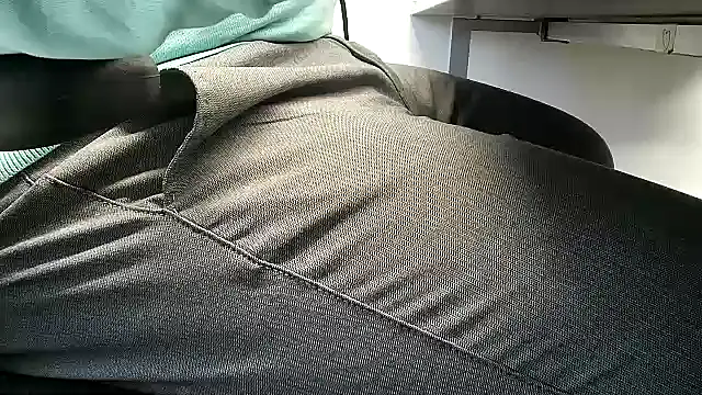 Snapshot of 69bezfleku chatting on December 2025 07:27:02 AM 69bezfleku online show from December 2025 07:27:02 AM