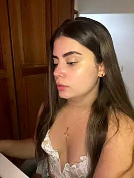 Miss valeriaa online show from November 2025 04:45:02 PM