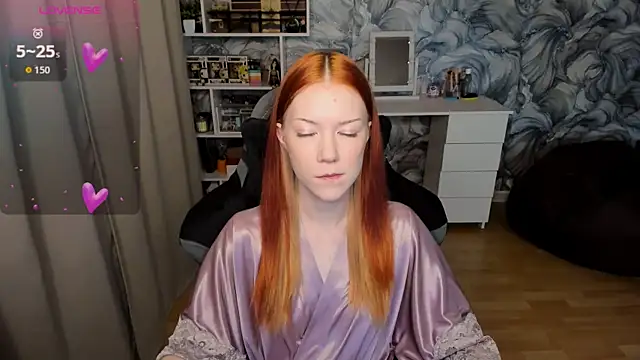 Snapshot of litl_Mia chatting on November 2025 04:28:01 PM litl Mia online show from November 2025 04:28:01 PM