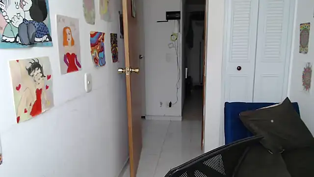 soynanabela28 online show from February 2026 06:19:01 PM