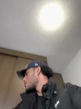 Snapshot of Alessandro_Vanni chatting on December 2024 12:25:01 AM Alessandro Vanni online show from December 2024 12:25:01 AM