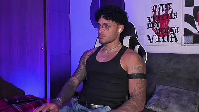 Alessandro Vanni online show from March 2026 02:37:01 AM