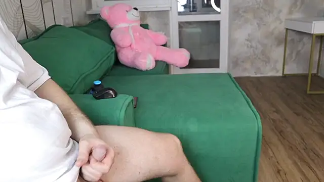 Snapshot of sunny_girl4 chatting on January 2025 08:39:01 PM sunny girl4 online show from January 2025 08:39:01 PM