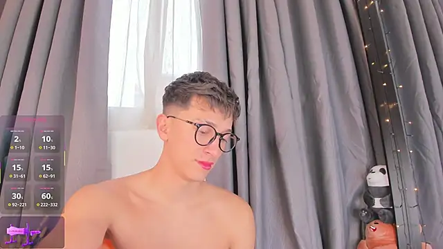 Thiago jones online show from October 2025 09:13:01 PM