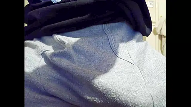 hairyuncut00 online show from December 2025 05:21:02 PM