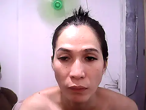 Snapshot of BigDickTrans chatting on November 2025 10:58:02 AM BigDickTrans online show from November 2025 10:58:02 AM