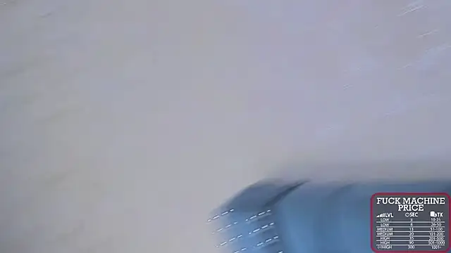 Imannejulienne online show from April 2026 01:55:01 AM