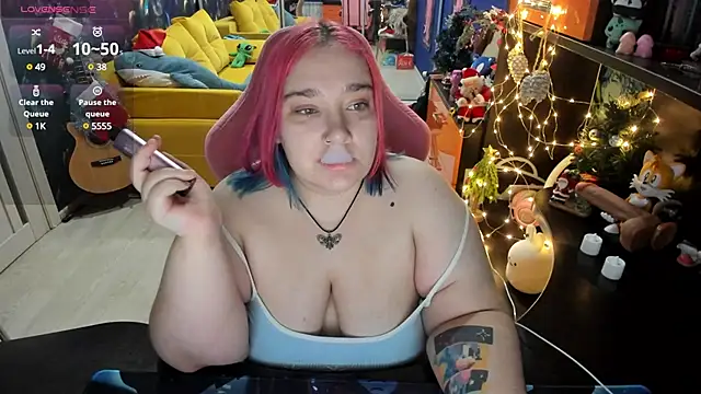 Snapshot of Softie_Sofy chatting on December 2024 03:31:01 PM Softie Sofy online show from December 2024 03:31:01 PM