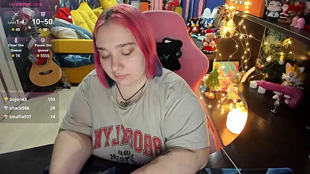 Snapshot of Softie_Sofy chatting on January 2025 08:27:02 AM Softie Sofy online show from January 2025 08:27:02 AM