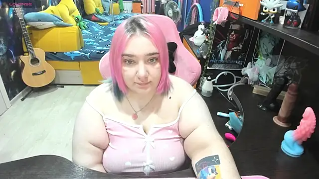 Snapshot of Softie_Sofy chatting on October 2025 11:13:01 PM Softie Sofy online show from October 2025 11:13:01 PM
