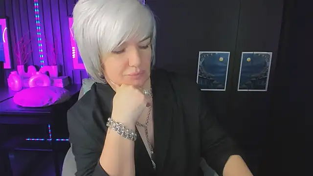 Snapshot of CarmenSoft chatting on June 2026 08:53:01 AM CarmenSoft online show from June 2026 08:53:01 AM