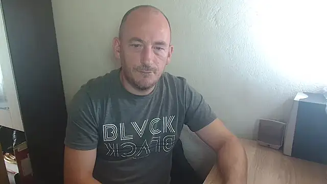 Johan   Barker online show from September 2025 10:42:01 AM