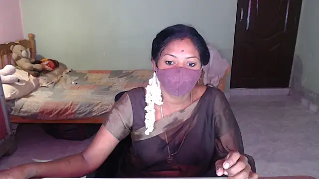 Snapshot of Novapol chatting on June 2026 05:53:02 AM Novapol online show from June 2026 05:53:02 AM