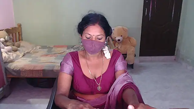 Snapshot of Novapol chatting on June 2026 05:59:01 PM Novapol online show from June 2026 05:59:01 PM