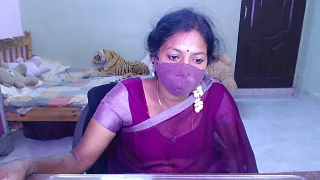 Snapshot of Novapol chatting on July 2026 06:15:02 PM Novapol online show from July 2026 06:15:02 PM