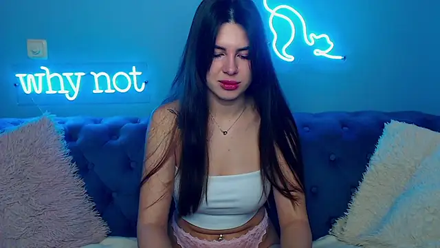 Snapshot of ViollinaLove chatting on November 2025 05:42:02 AM ViollinaLove online show from November 2025 05:42:02 AM