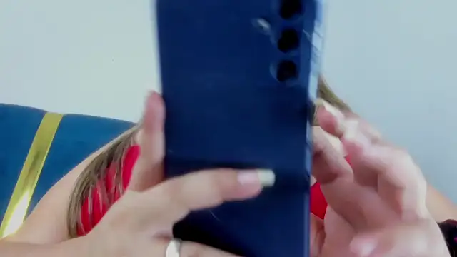 Snapshot of valeyperver chatting on December 2024 04:50:01 PM valeyperver online show from December 2024 04:50:01 PM