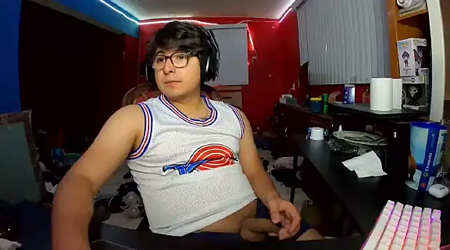 Snapshot of Nathanroberts111 chatting on January 2025 05:05:01 AM Nathanroberts111 online show from January 2025 05:05:01 AM