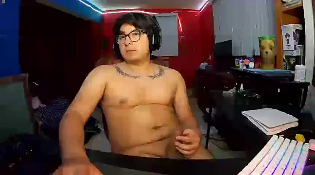 Snapshot of Nathanroberts111 chatting on January 2025 03:37:02 AM Nathanroberts111 online show from January 2025 03:37:02 AM