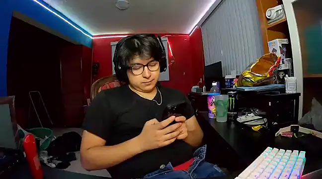 Snapshot of Nathanroberts111 chatting on February 2025 09:00:02 AM Nathanroberts111 online show from February 2025 09:00:02 AM