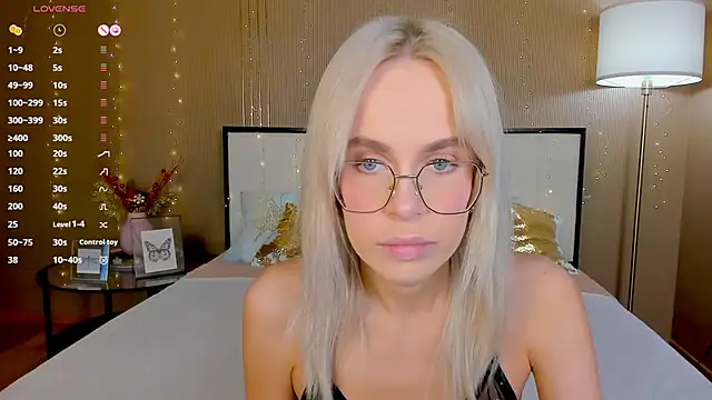 bellatip online show from April 2026 12:43:02 AM