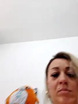 Snapshot of Ruxy42ETT chatting on March 2025 08:10:02 AM Ruxy42ETT online show from March 2025 08:10:02 AM