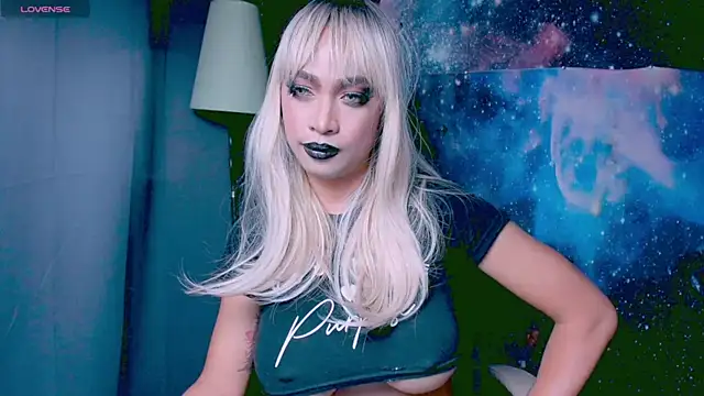 Snapshot of XXsexylongcockXX chatting on March 2025 12:32:01 AM XXsexylongcockXX online show from March 2025 12:32:01 AM