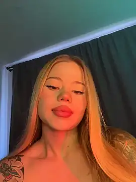 Snapshot of curchez_ chatting on December 2024 09:00:02 PM curchez online show from December 2024 09:00:02 PM