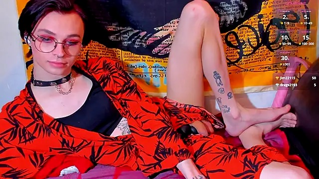 Snapshot of KatashiSenpai chatting on September 2025 07:56:02 AM KatashiSenpai online show from September 2025 07:56:02 AM