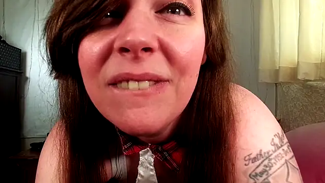 Snapshot of GamerGirlRoxyAndLee chatting on February 2026 09:07:01 PM GamerGirlRoxyAndLee online show from February 2026 09:07:01 PM