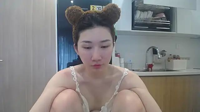 Snapshot of Asiagirll chatting on May 2026 04:07:02 AM Asiagirll online show from May 2026 04:07:02 AM