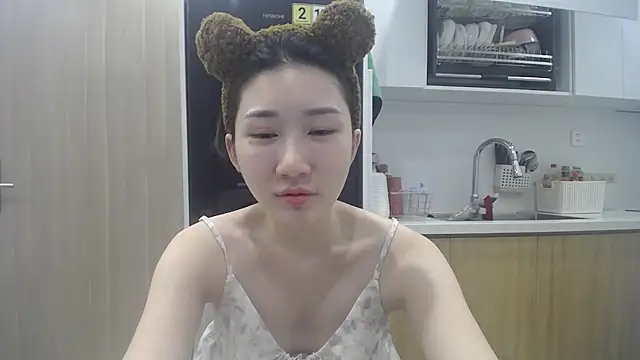 Snapshot of Asiagirll chatting on May 2026 04:13:02 PM Asiagirll online show from May 2026 04:13:02 PM