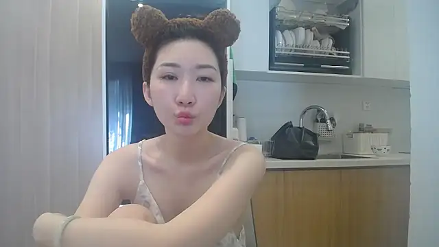 Snapshot of Asiagirll chatting on June 2026 01:51:02 AM Asiagirll online show from June 2026 01:51:02 AM