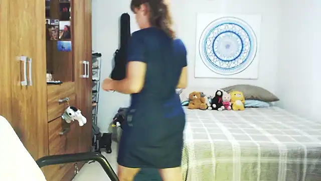 solamatista11 online show from January 2026 09:42:02 PM