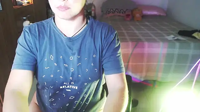 solamatista11 online show from April 2026 07:04:01 PM